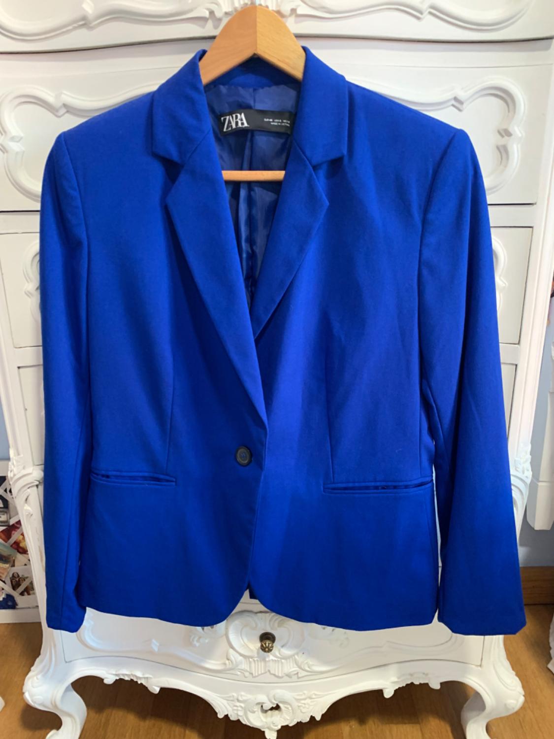 BASIC BLAZER