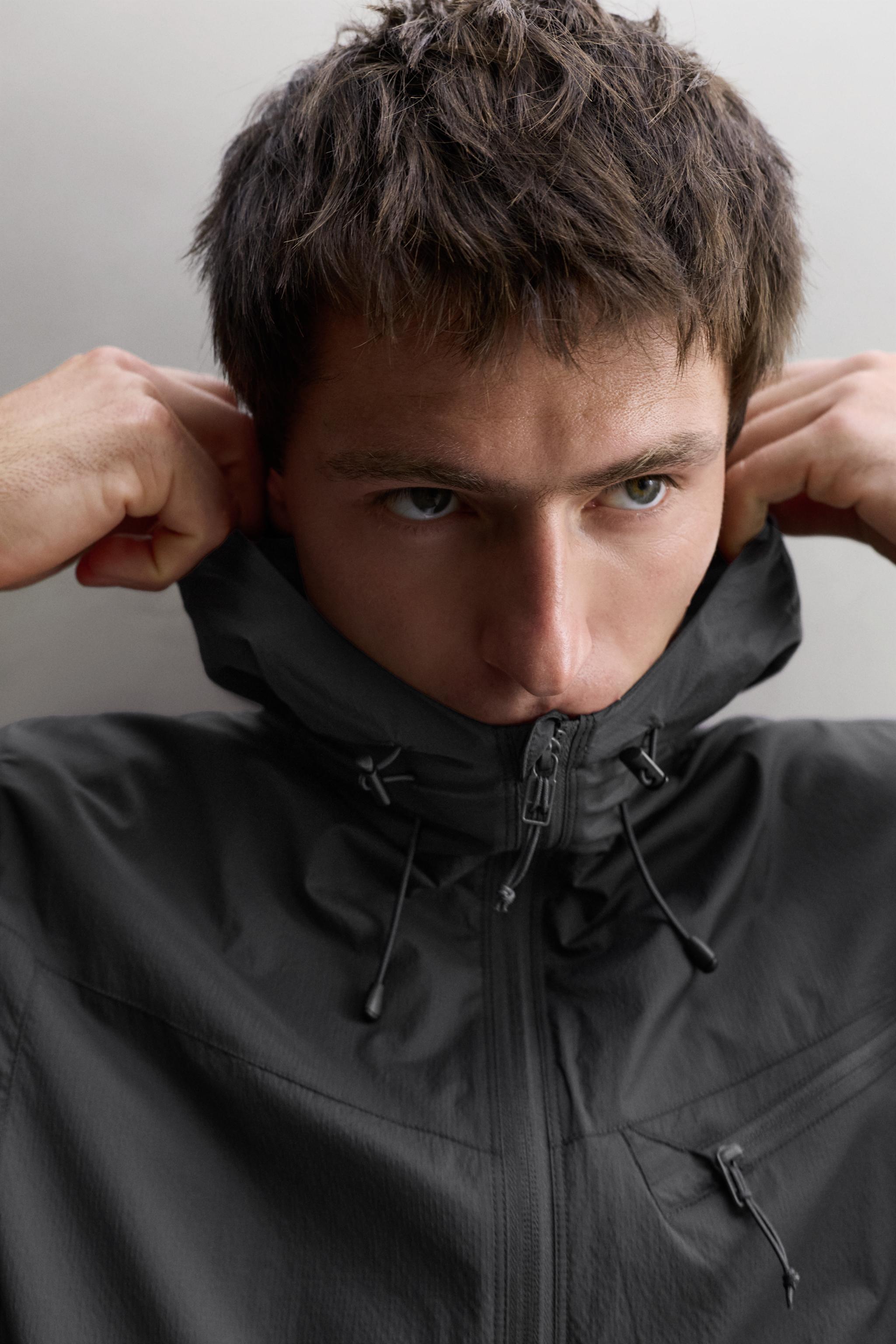 TEXTURED TECHNICAL JACKET