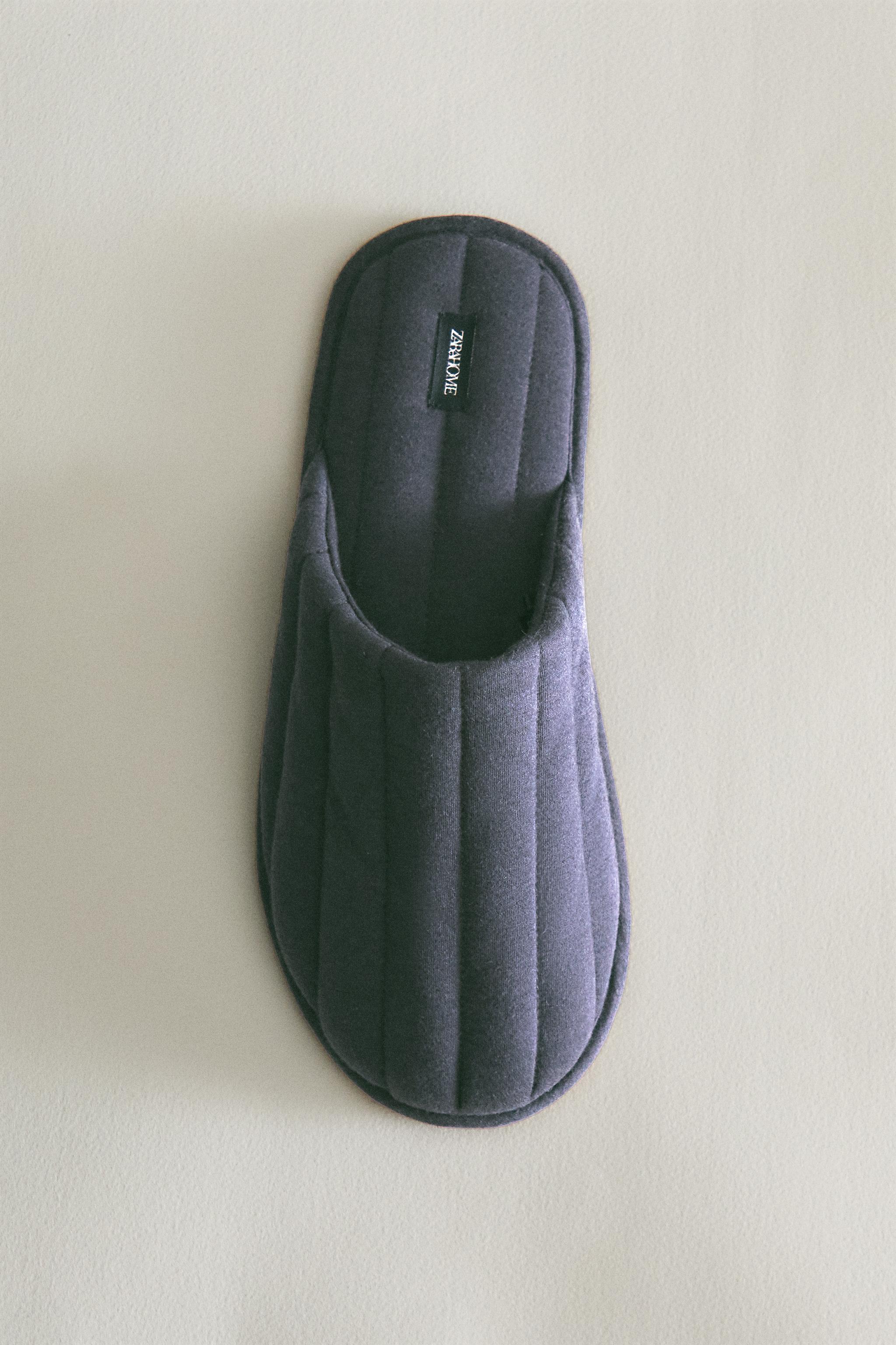 QUILTED MULE SLIPPERS