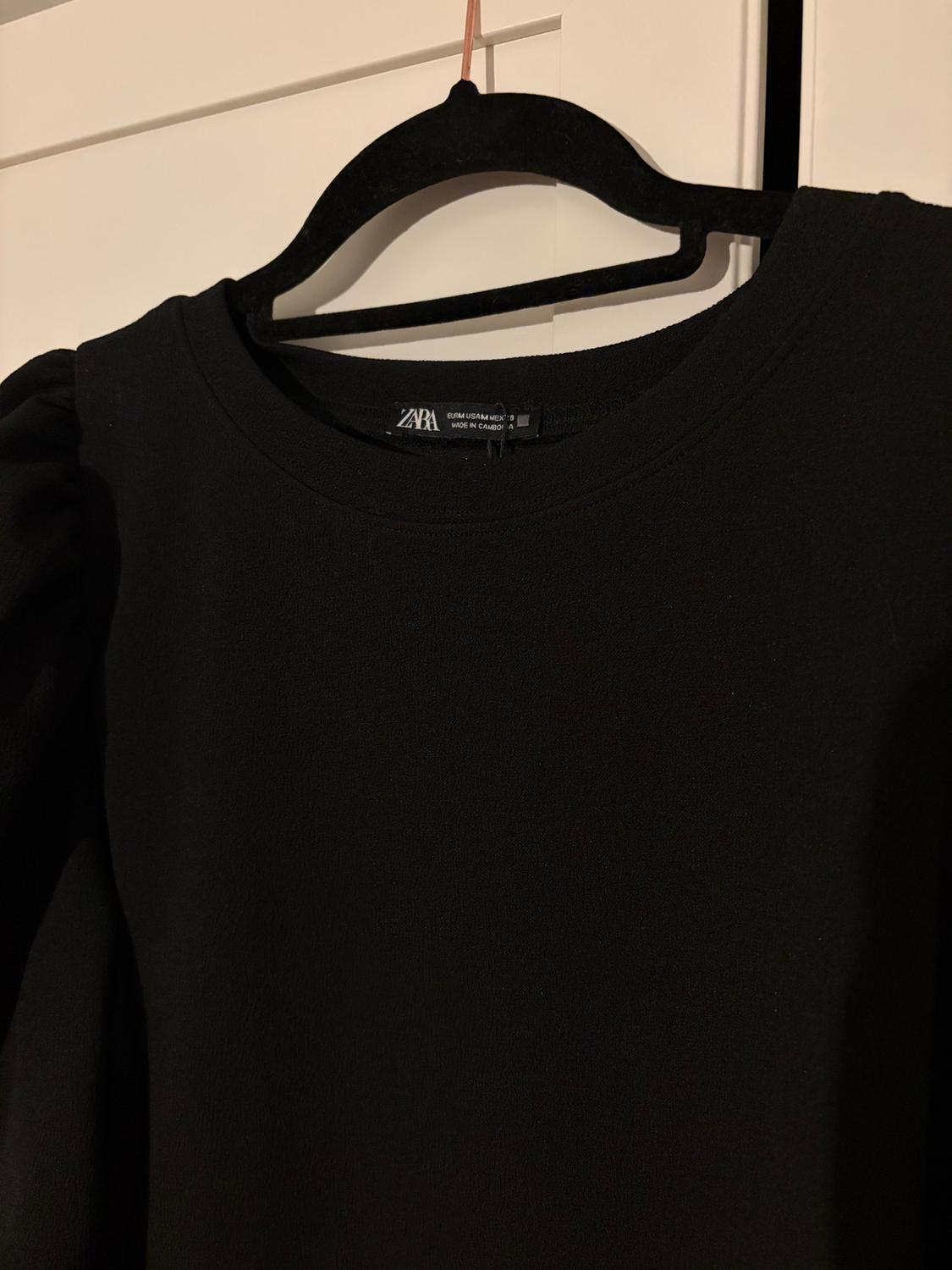 DRESS WITH SHORT FULL-BODIED SLEEVES - Image 2