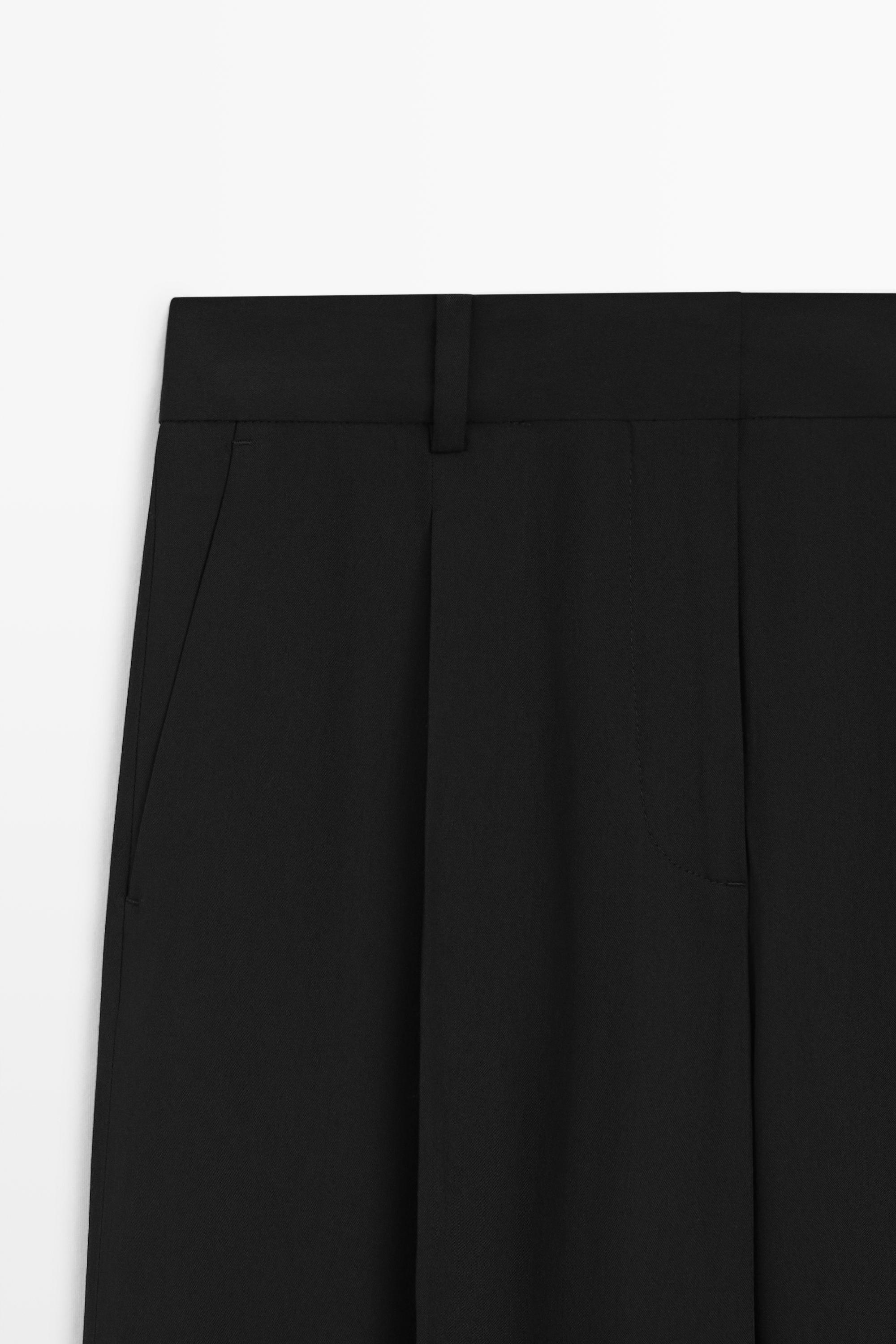 Pantalon fluide et plissé
