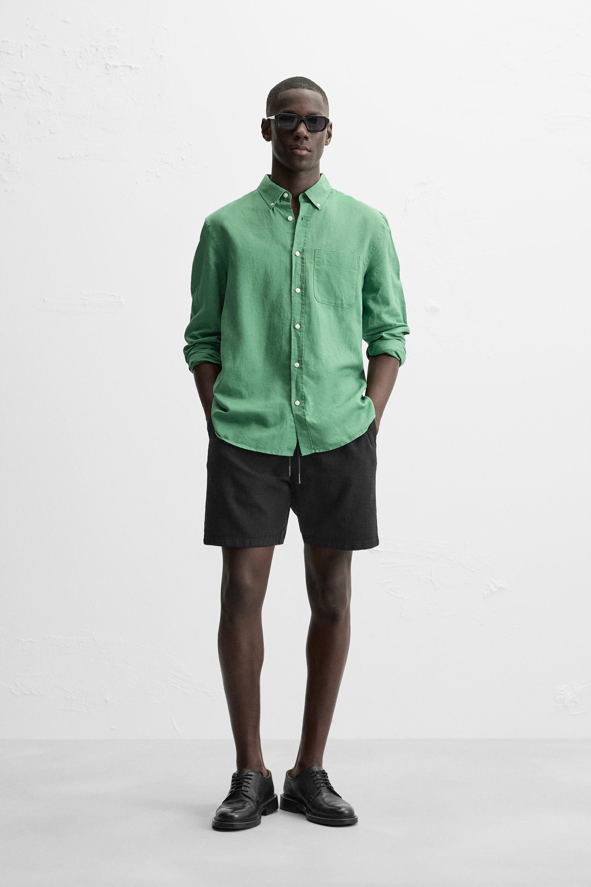 ZARA【NEW】BUTTON DETAIL BERMUDA SHORTS IN A LINEN BLEND BUTTON DETAIL BERMUDA SHORTS IN A LINEN BLEND - Light indigo