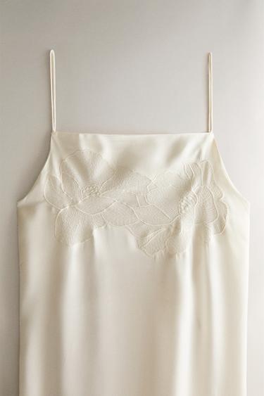 CHEMISE DE NUIT LONGUE SATIN - Écru de Zara - Image 1