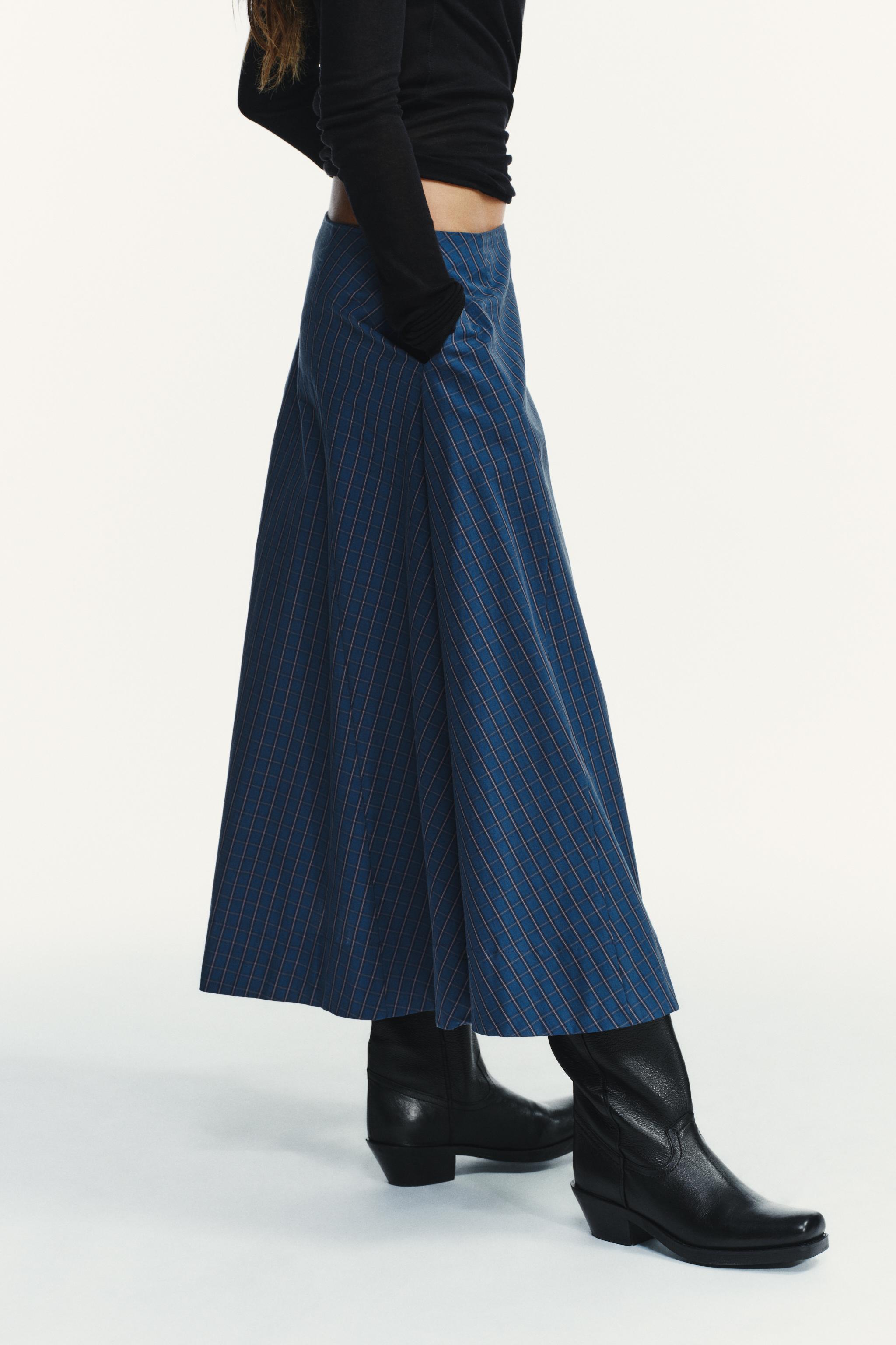 PLAID PLEATED MIDI SKIRT