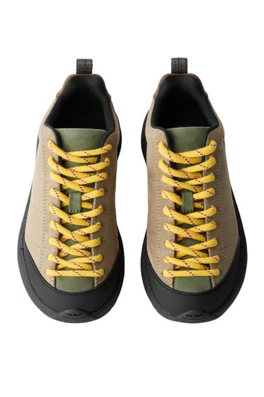 FUNKTIONS-SNEAKER - Braun von Zara