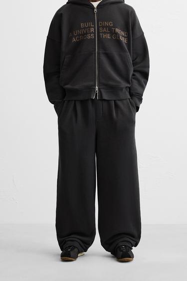WASHED PLEATED JOGGER TROUSERS - Black by Zara