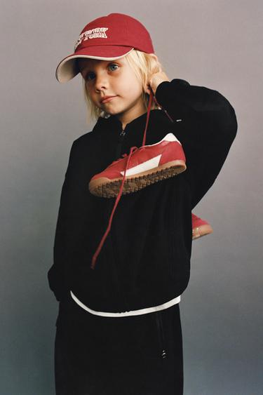 VARSITY CAP WITH EMBROIDERED TEXT - Burgundy by Zara