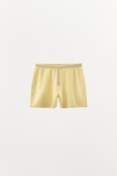 SHORT EN MÉLANGE DE COTON À BOUTONS - Jaune de Zara - Image 4