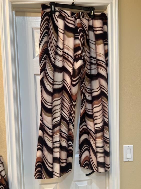 PRINTED FLARED PANTS