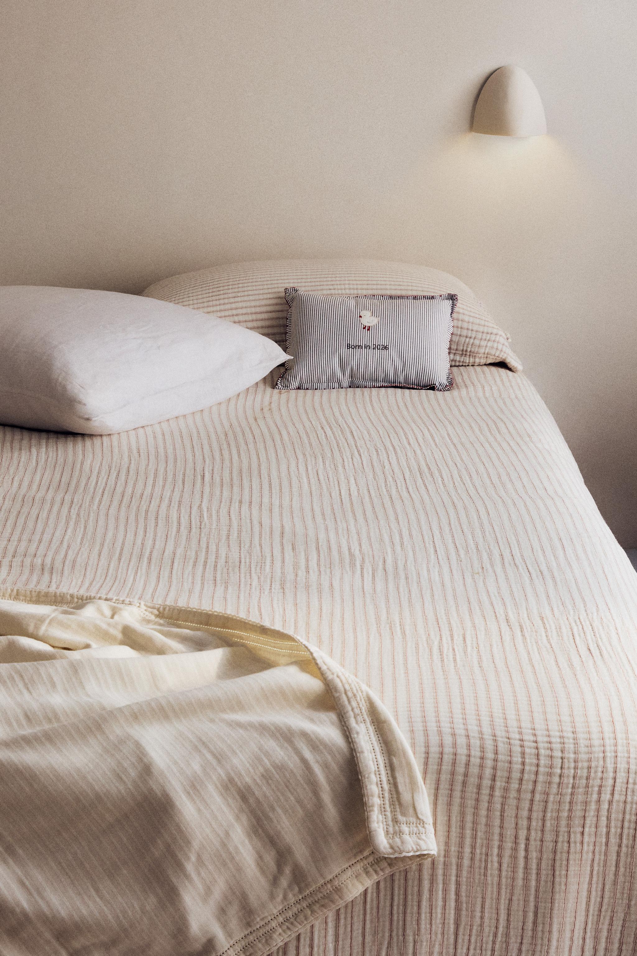 KIDS' STRIPED CHIFFON COTTON DUVET COVER — Oyster-white
