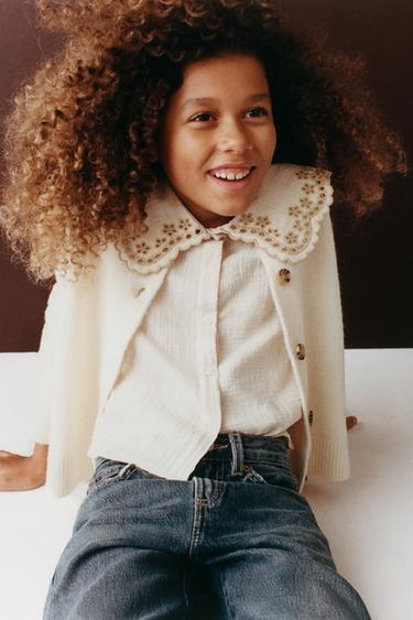 Zara KOŠULJA SA IZVEZENOM ZAOBLJENOM KRAGNOM – Ekru