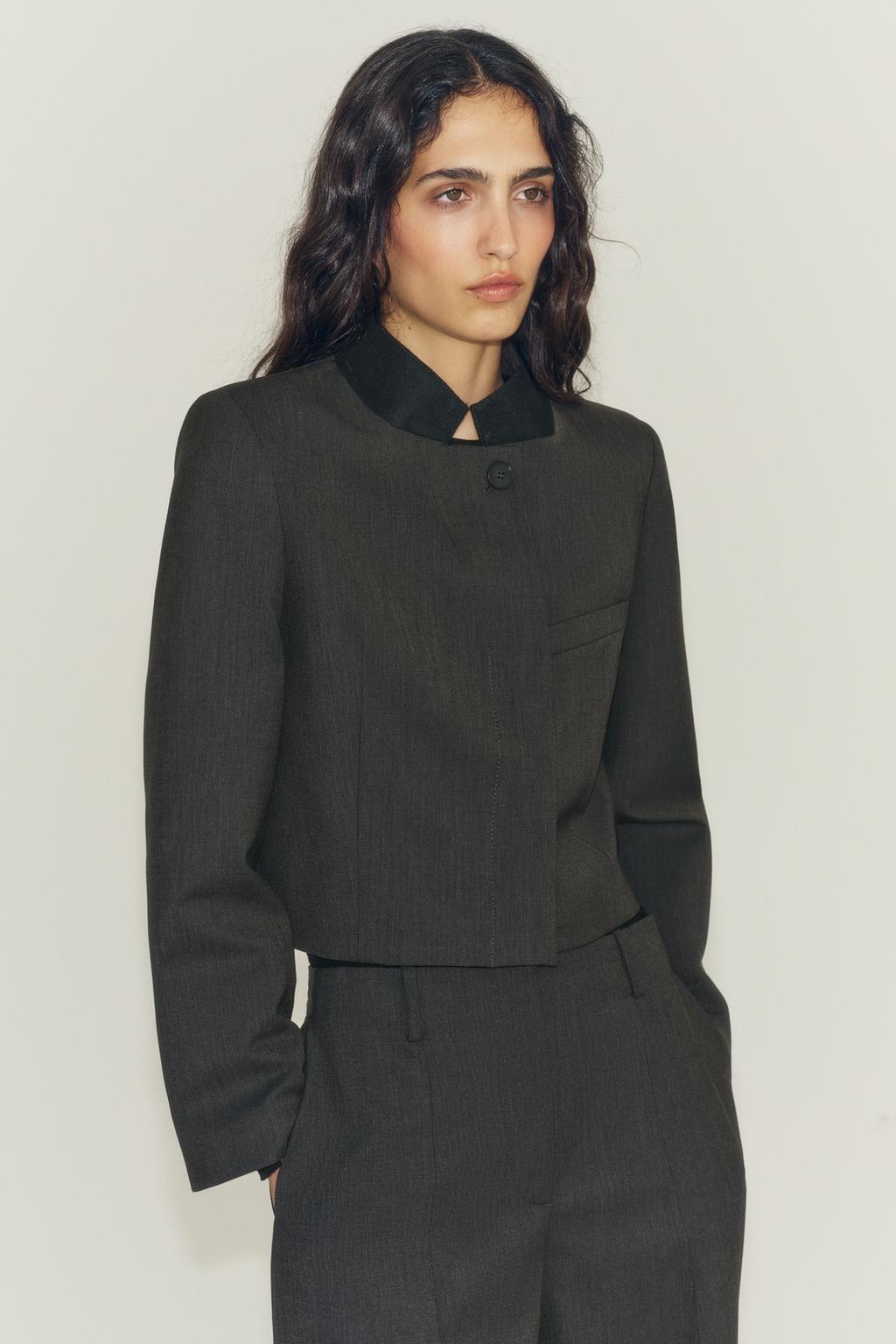 ZW COLLECTION CROPPED BLAZER WITH CONTRAST COLLAR