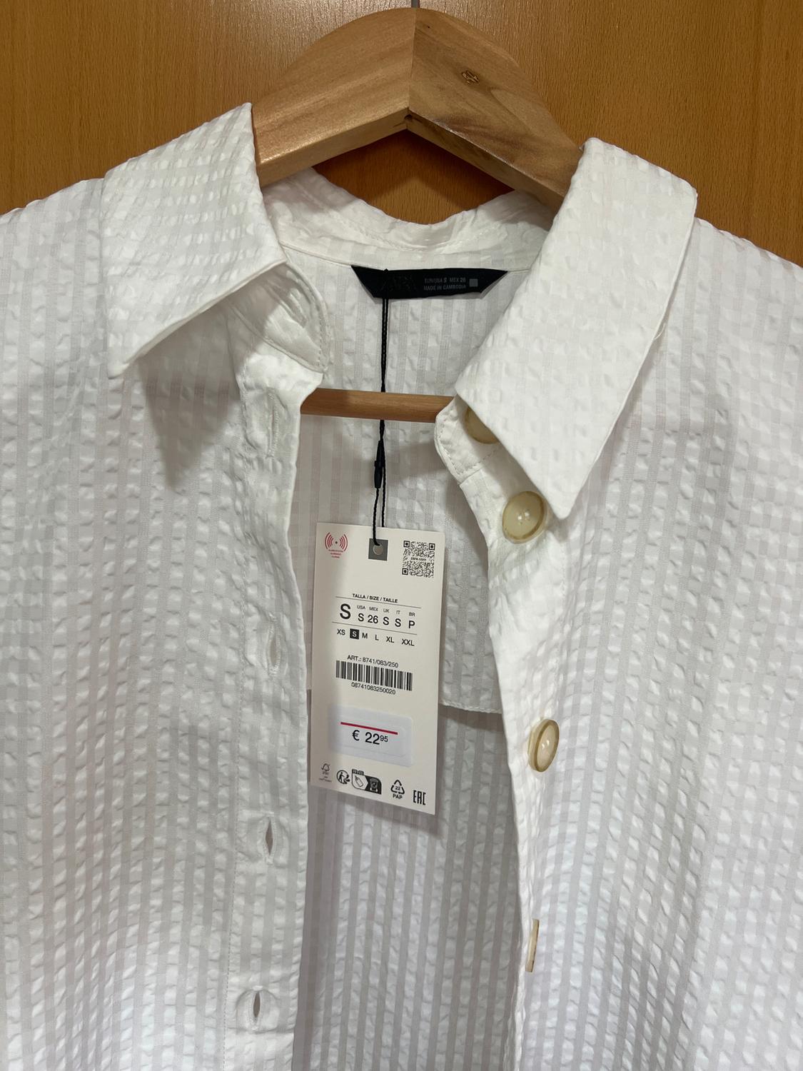 PUFF SLEEVE SHIRT - Image 2