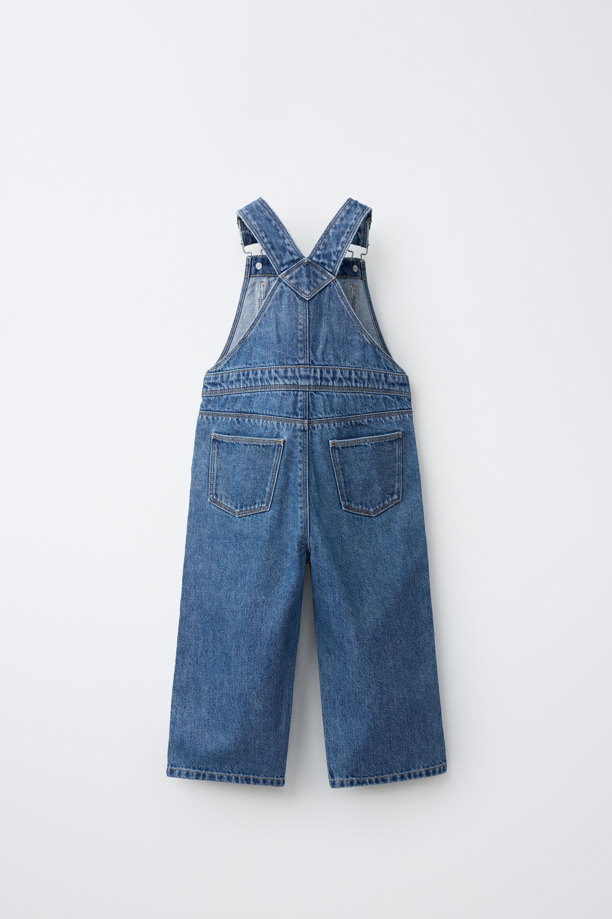 SALOPETTE EN DENIM À ÉTIQUETTE FRUIT OF THE LOOM™