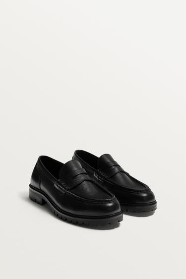 LEATHER LOAFERS WITH TRACK SOLE - Black by Zara