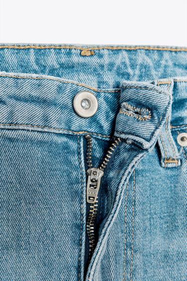 CROPPED-JEANS MIT FLARE UND MITTELHOHEM BUND – TRF - Hellblau von Zara