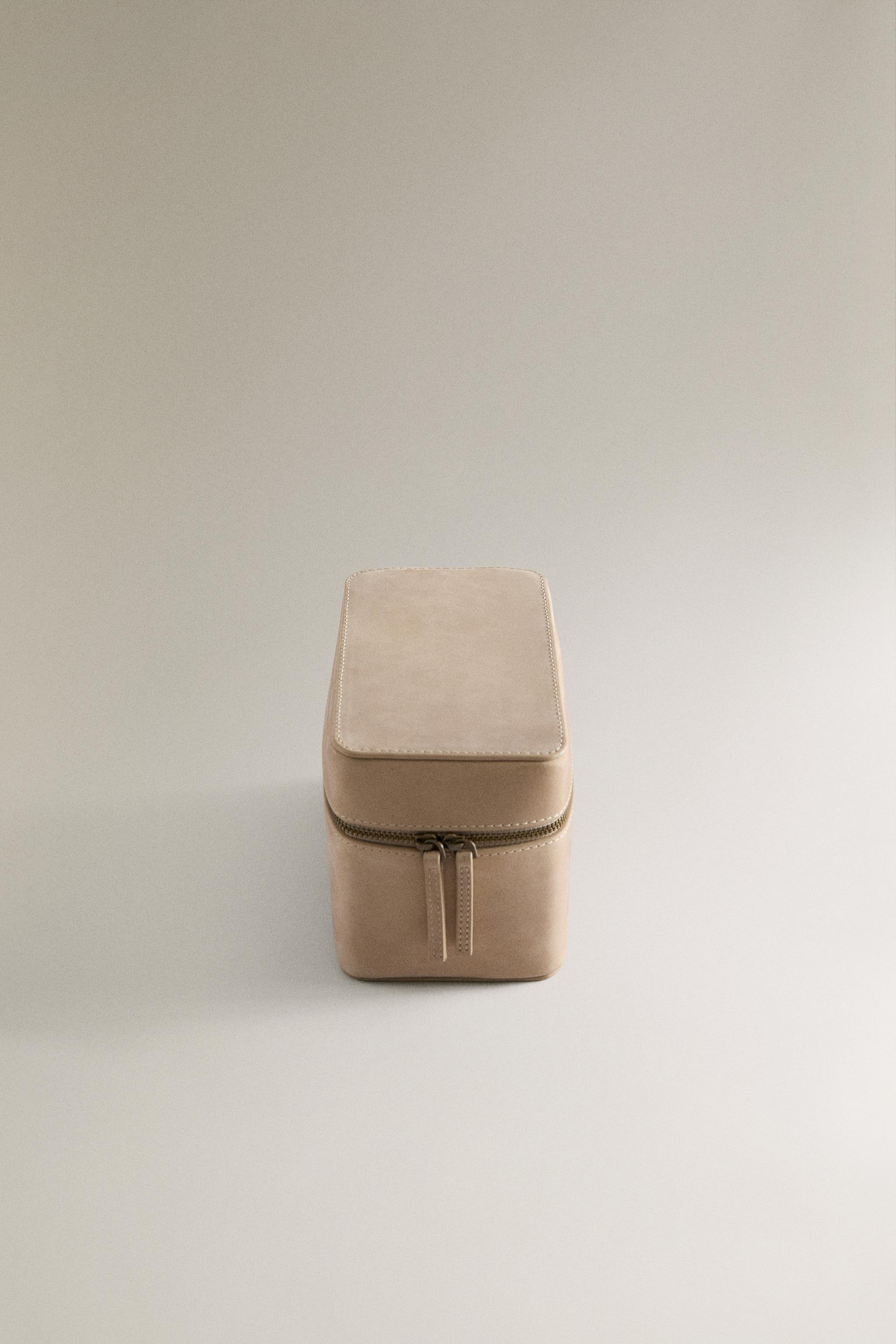 LEATHER TRAVEL JEWELLERY BOX - Off White | ZARA United States