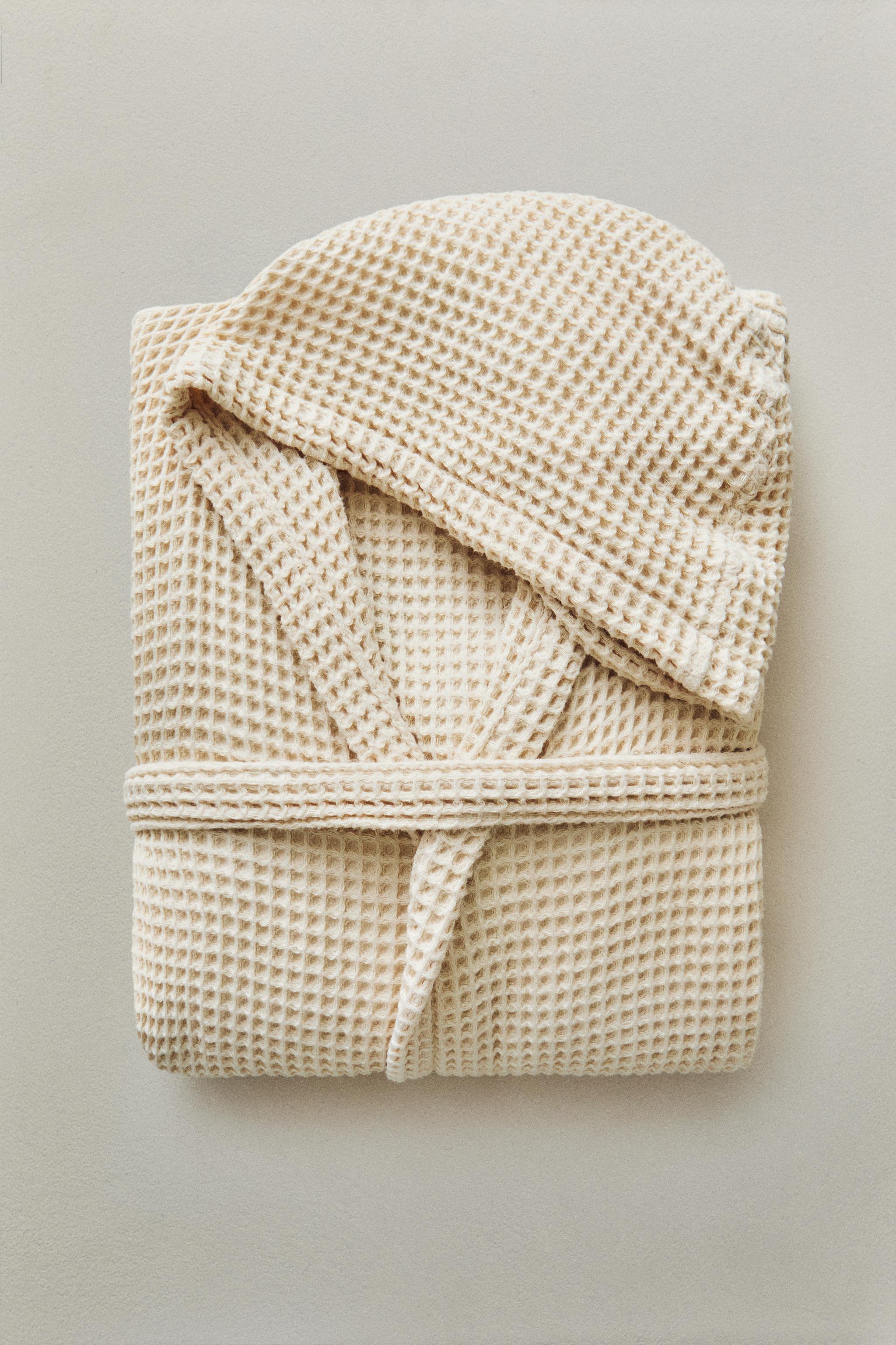 WAFFLE-KNIT COTTON BATHROBE — Light beige