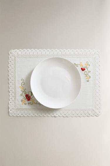FLORAL COTTON PLACEMAT - White by Zara - Image 4