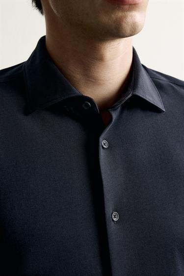 {navn} - {farge} for Zara