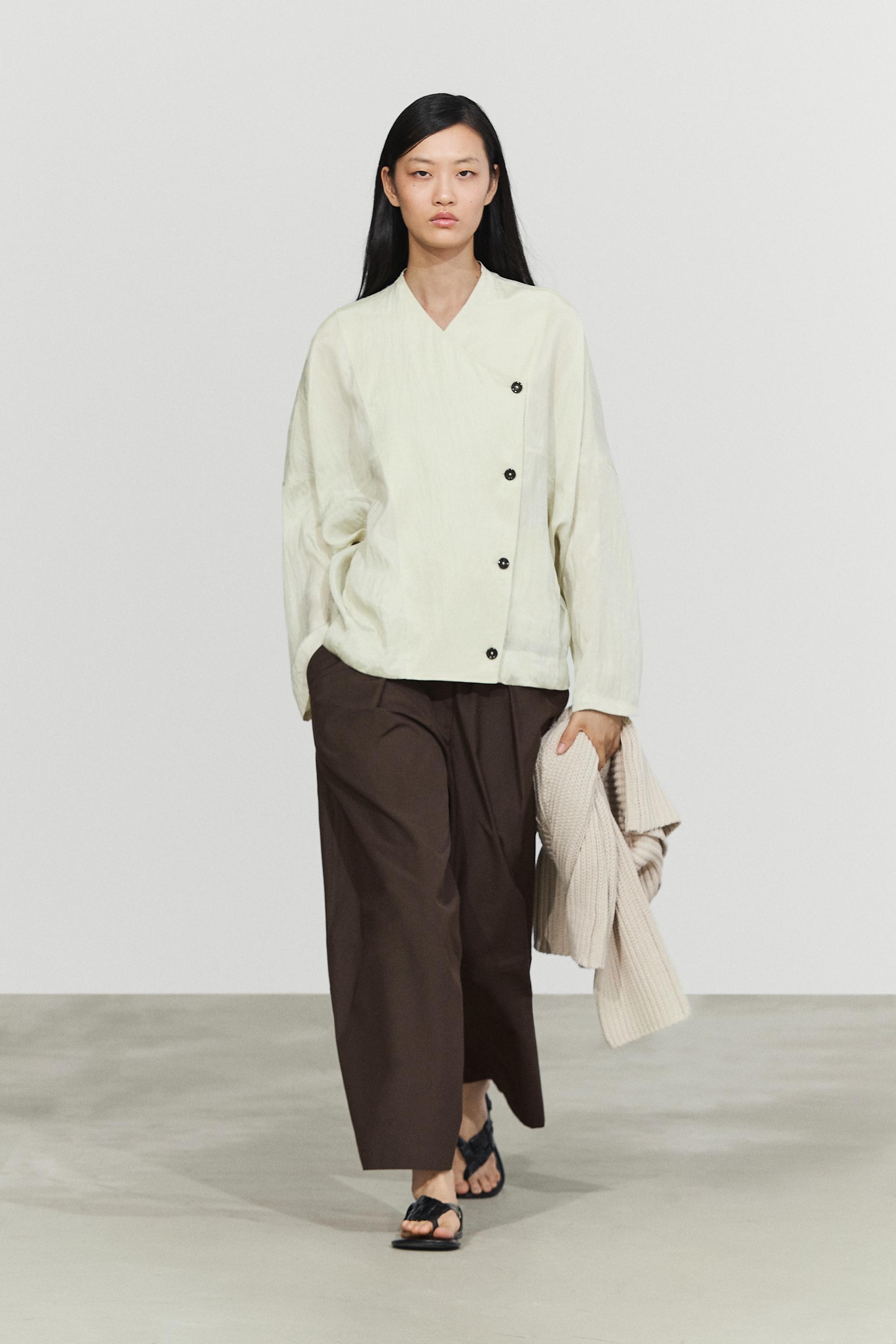 Fluid wrap shirt with button detail — Pastel green