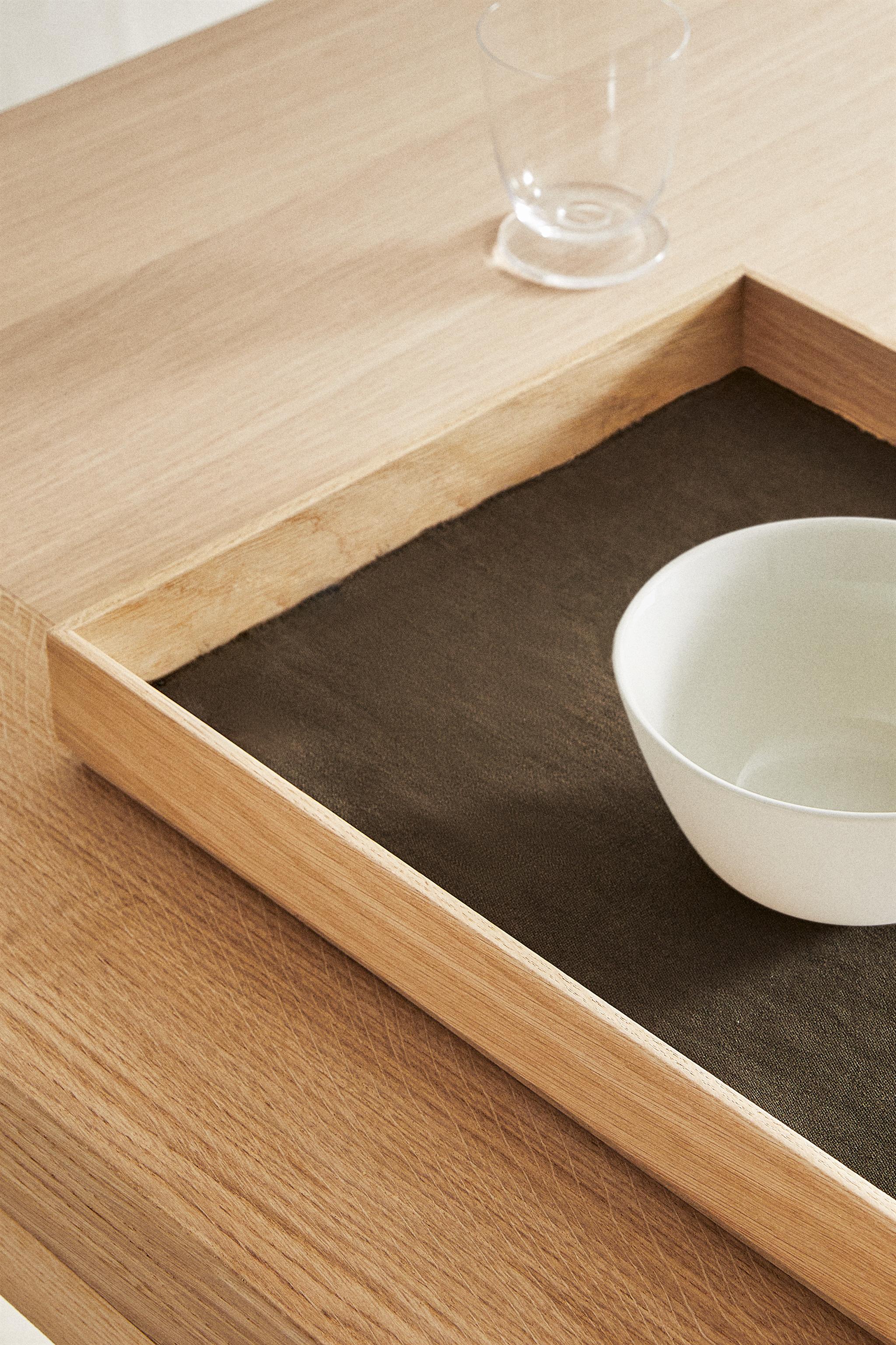 PLACEMAT 01 — Khaki