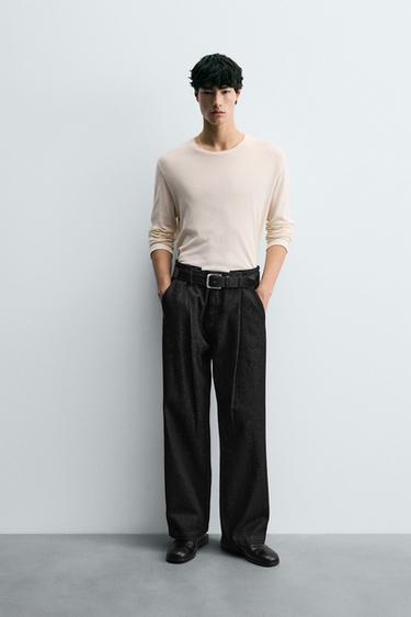 WIDE-LEG PLEATED JEANS - Black by Zara