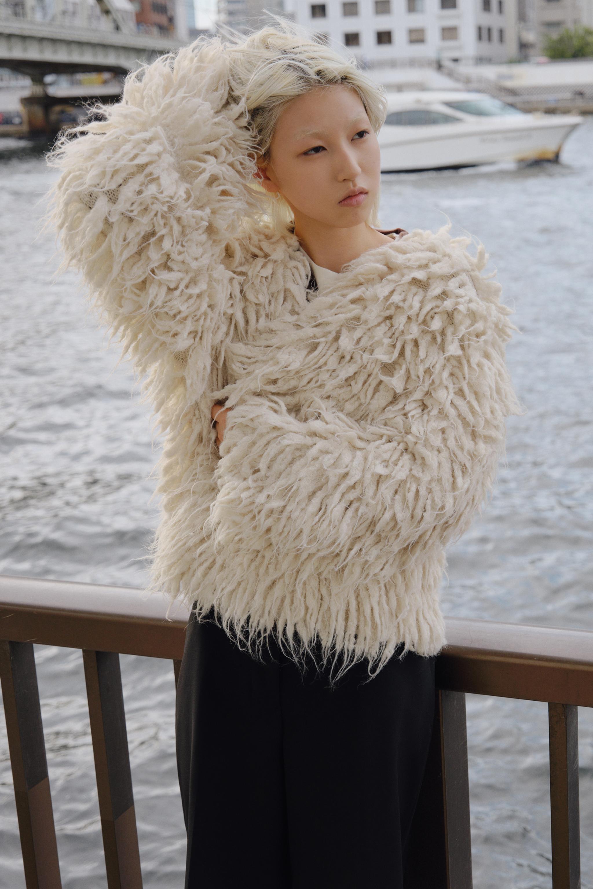 ZARA スキーウェアジャケットオーバーオール116 100 115 白セット ZARA スキーウェアジャケットオーバーオール116 100 115 白