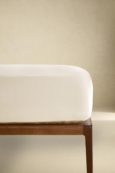 ΣΕΝΤΟΝΙ ΜΕ ΛΑΣΤΙΧΟ ΣΑΤΕΝ | 40 CM ΥΨΟΥΣ (300 ΚΛΩΣΤΩΝ) - Εκρού του Zara