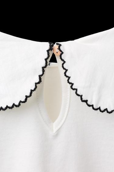 T-SHIRT MIT BUBIKRAGEN UND STICKEREIEN - Weiß von Zara
