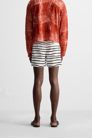 OTIS KWAME KYE QUAICOE PRINTED MID-LENGTH SWIMMING TRUNKS - Black / White by Zara - Image 2