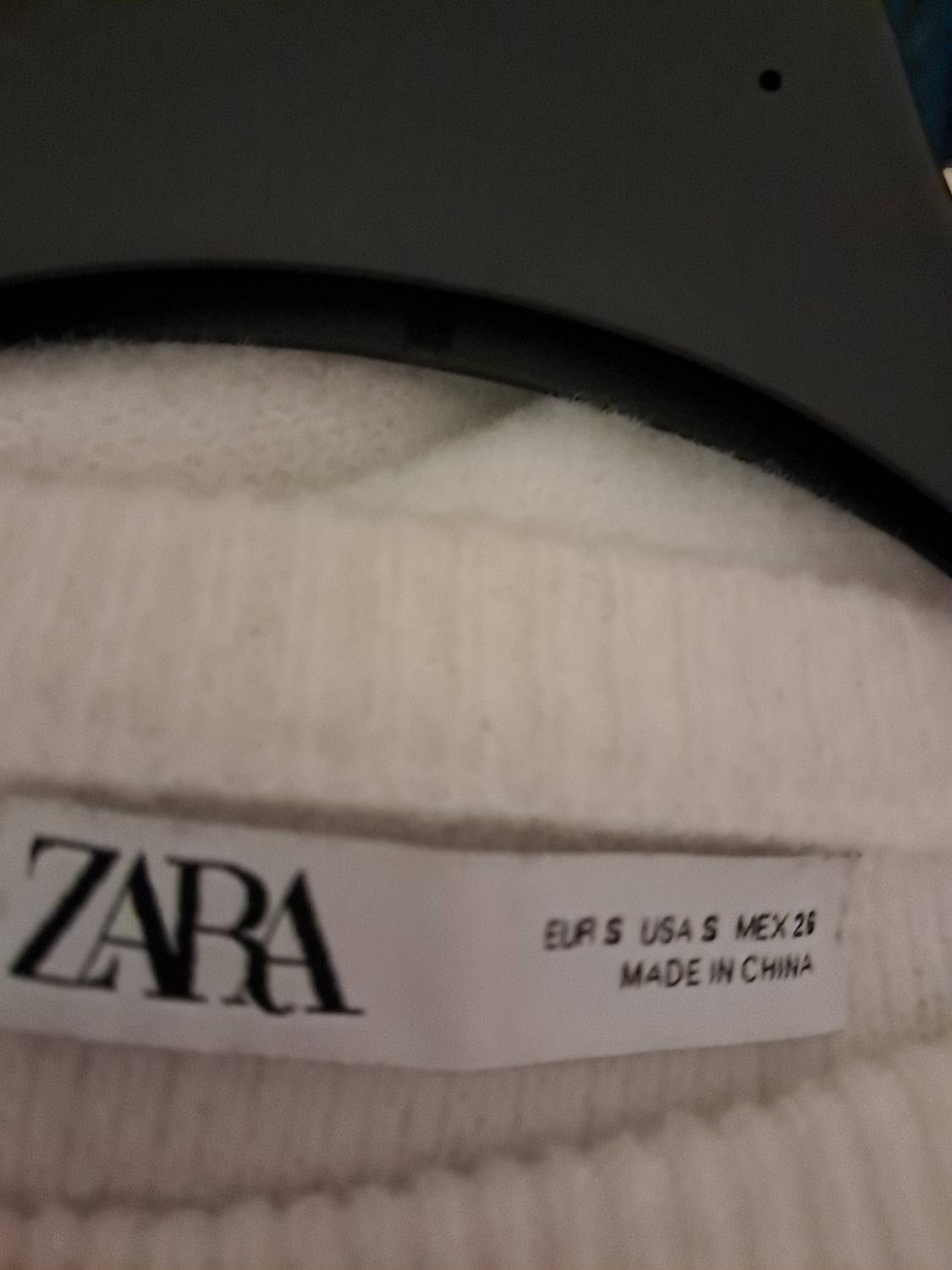 SOFT-TOUCH KNIT SWEATER - Image 3