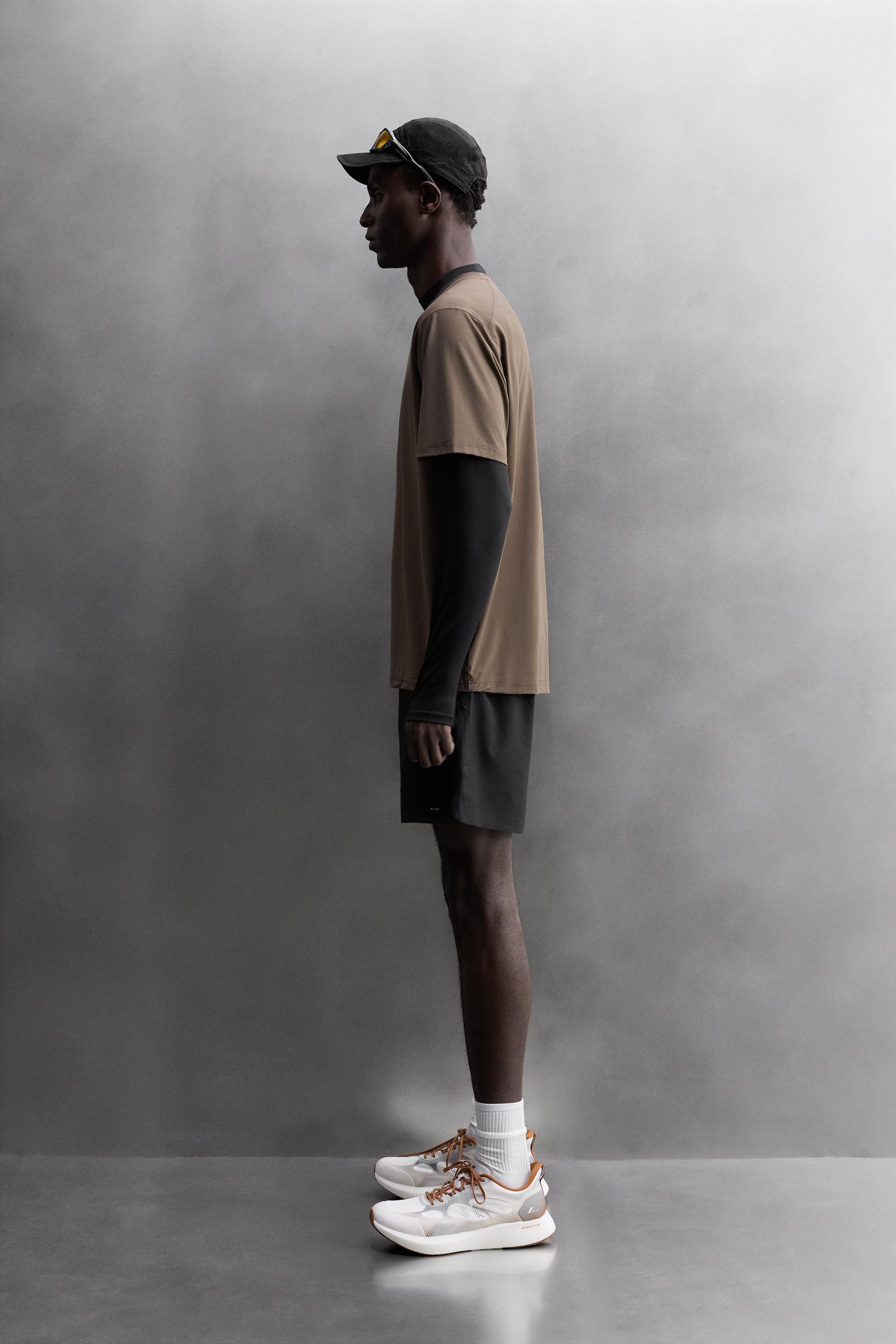 T-SHIRT RUNNING MANCHES COURTES