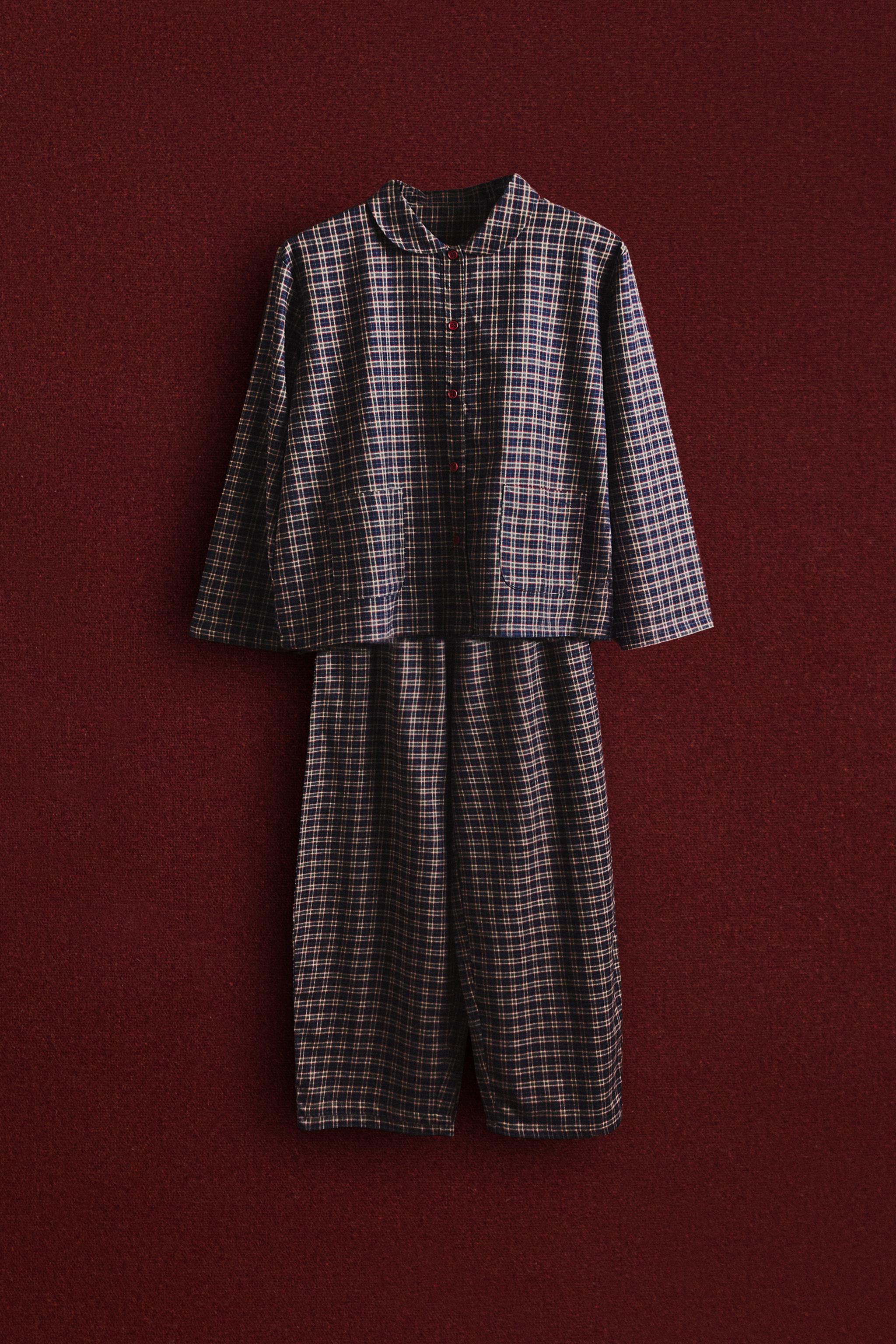 CHECK FLANNEL CHRISTMAS PAJAMA SET (SET OF 2