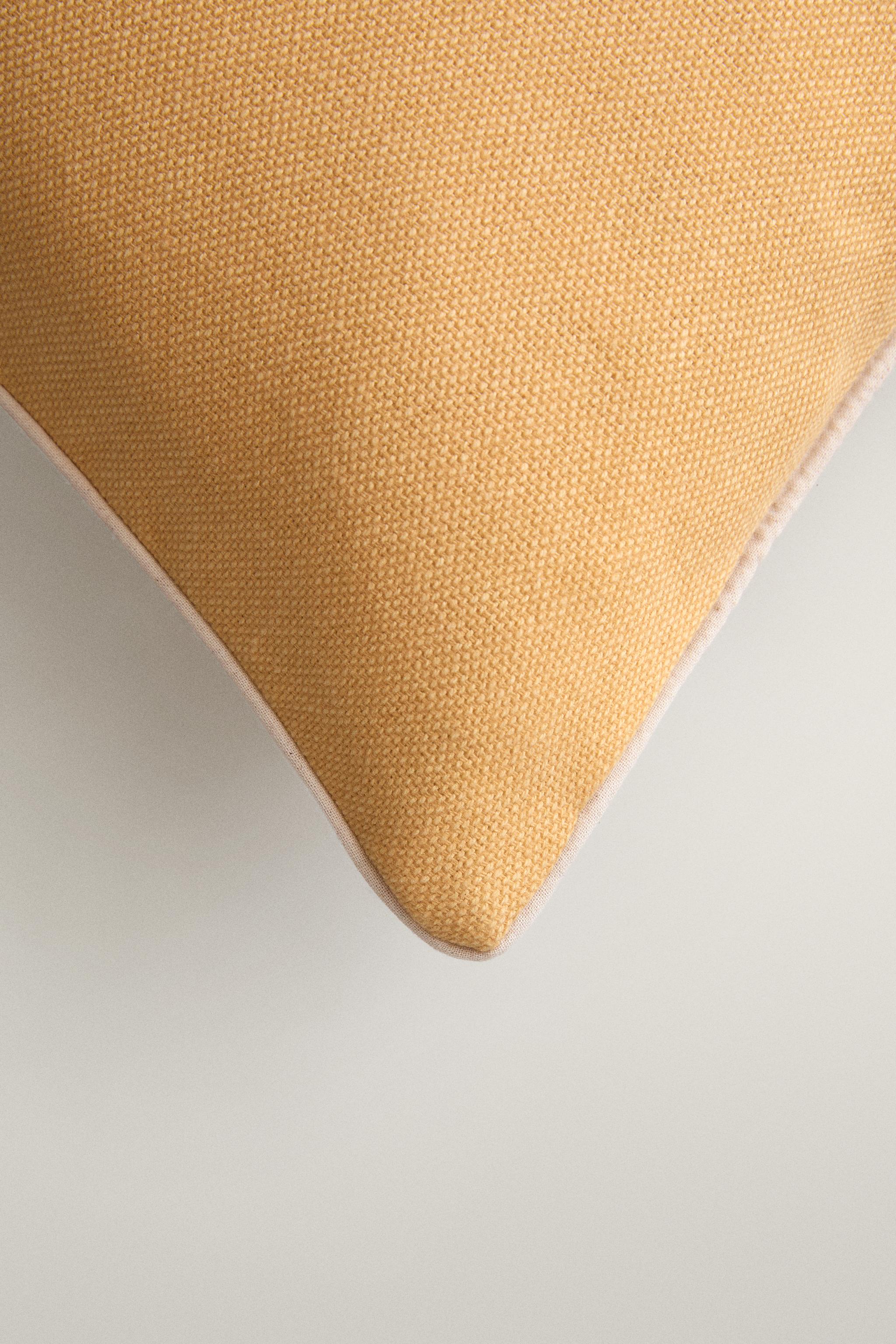 PIPING THROW PILLOW COVER — Mustard