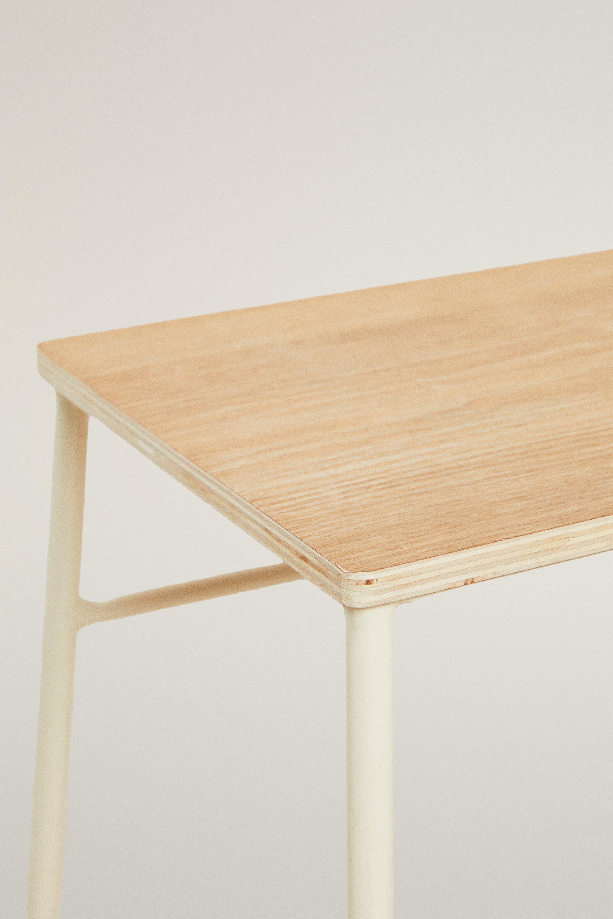 TWO-STEP WOODEN STEP STOOL