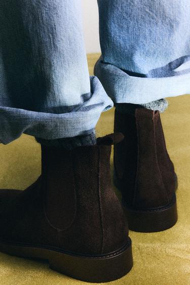 LEATHER CHELSEA BOOTS - Brown by Zara