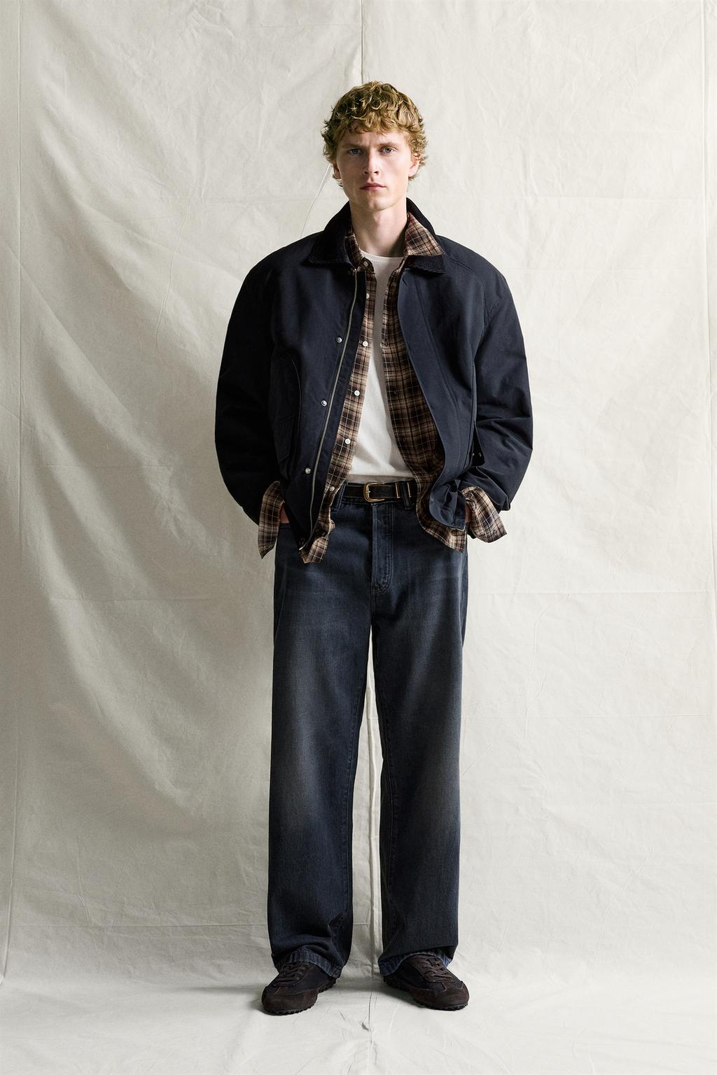 REGULAR FIT JACKET WITH CONTRAST COLLAR