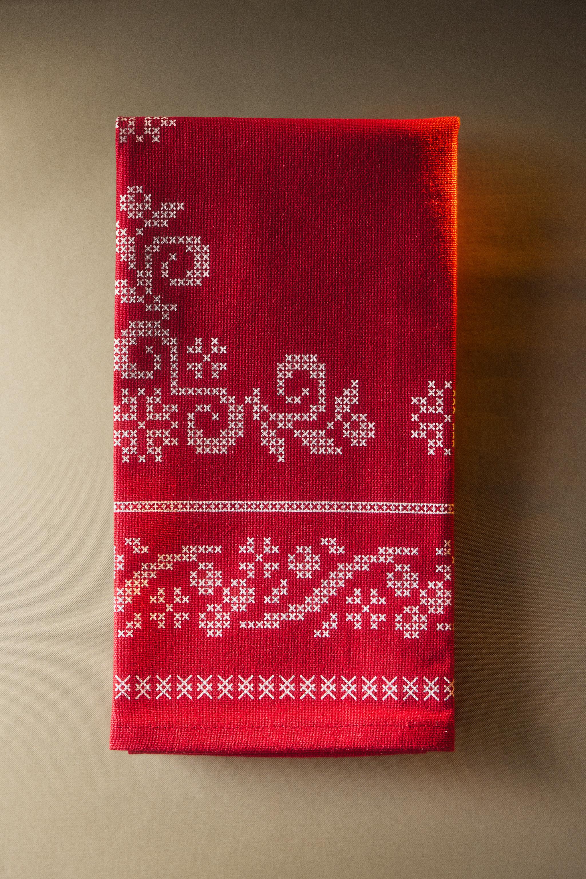 CHRISTMAS TRIM COTTON TABLECLOTH