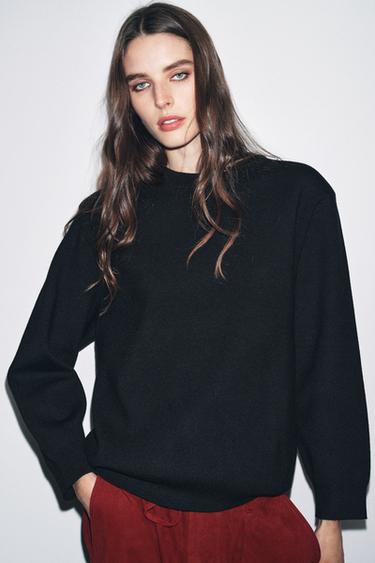 SWEAT EN MAILLE UNI À ÉPAULETTES - Noir de Zara