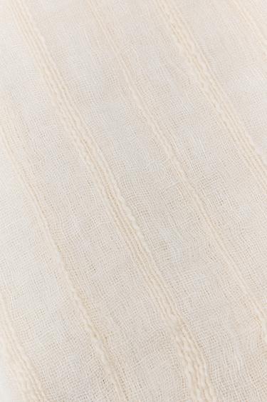 FOULARD EN LIN ET COTON À RAYURES - Écru de Zara - Image 4