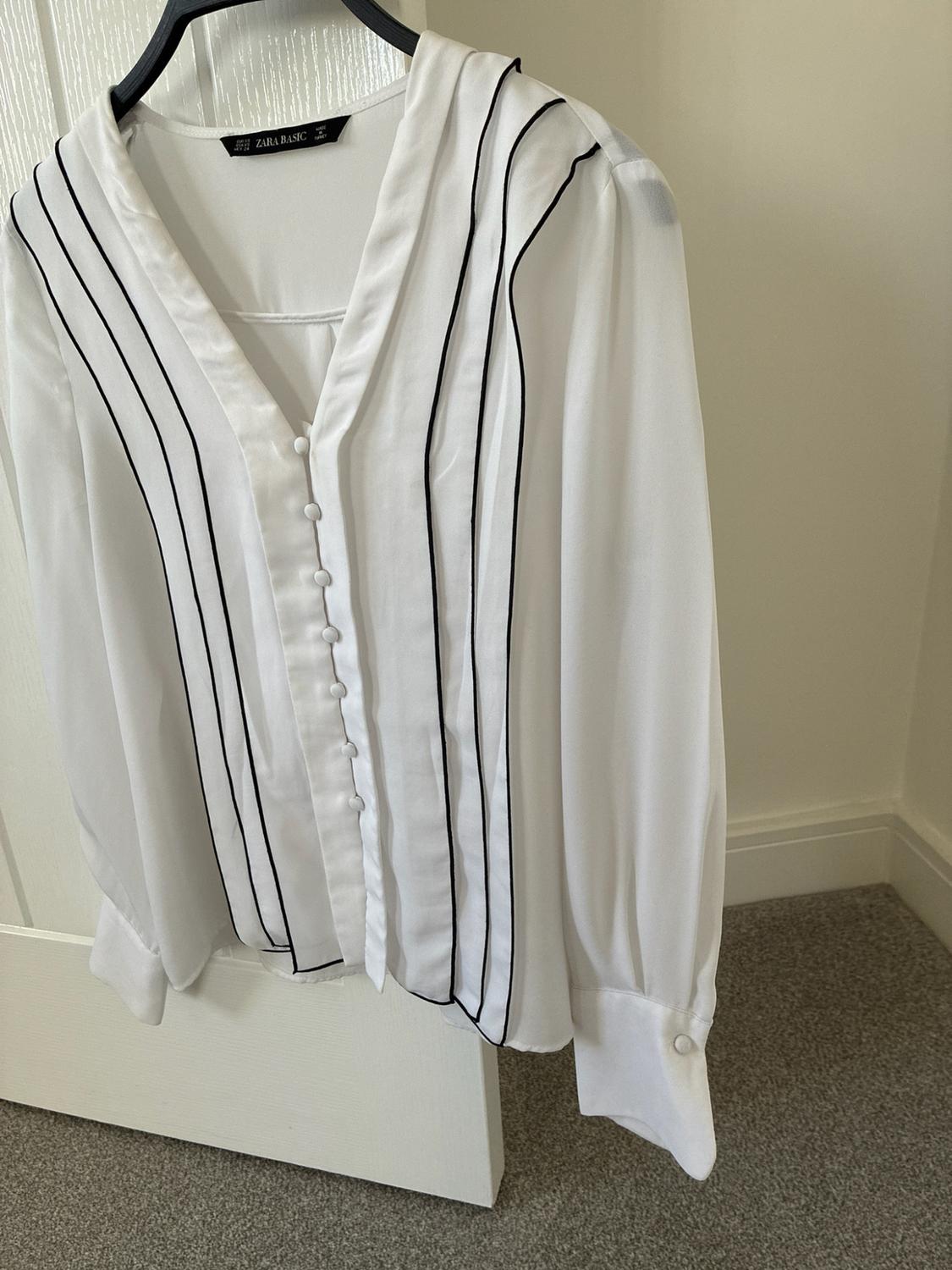 SHIRT WITH CONTRASTING TRIMS - Image 4