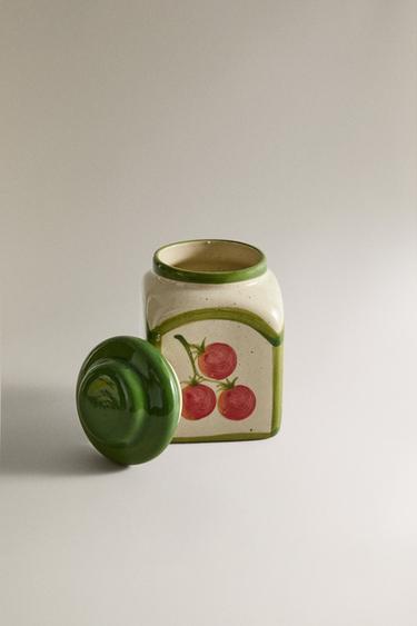 (320 G) TOMATO FIELDS SCENTED CANDLE - RED by Zara - Image 1