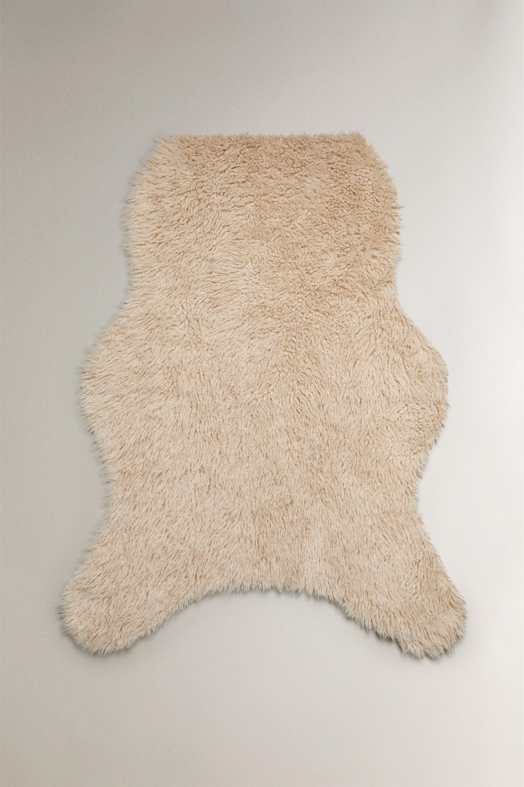 ザラホーム　ZARA  フェイクファーエコファーブランケット　白 ザラホーム ZARA HOME フェイクファーエコファーブランケット 白