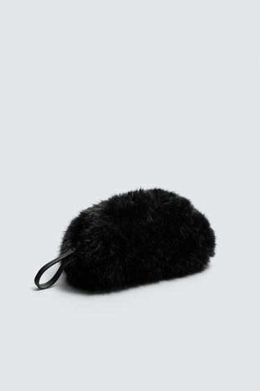 CLUTCH EFFET FOURRURE HARRY LAMBERT FOR ZARA X DISNEY - Noir de Zara - Image 1