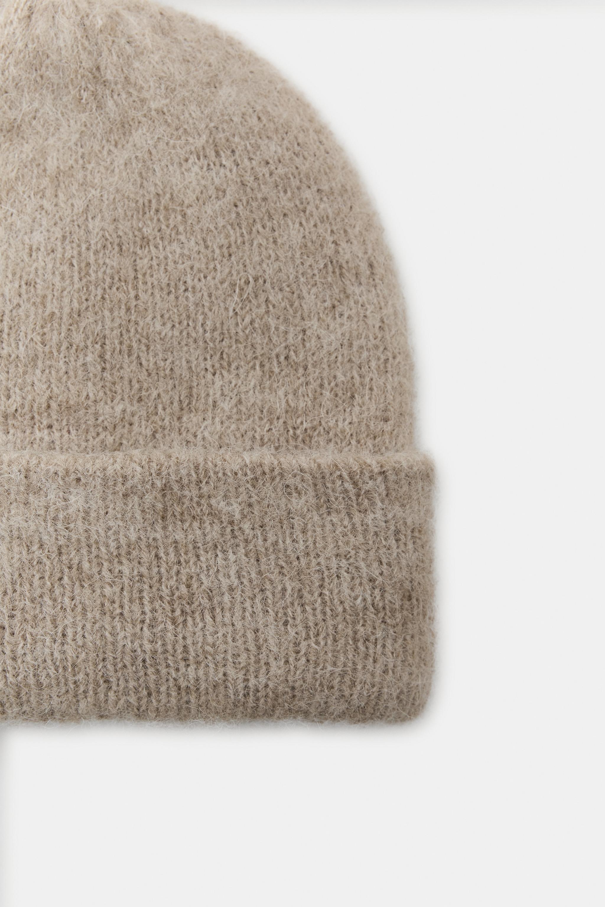 CUFFED KNIT BEANIE