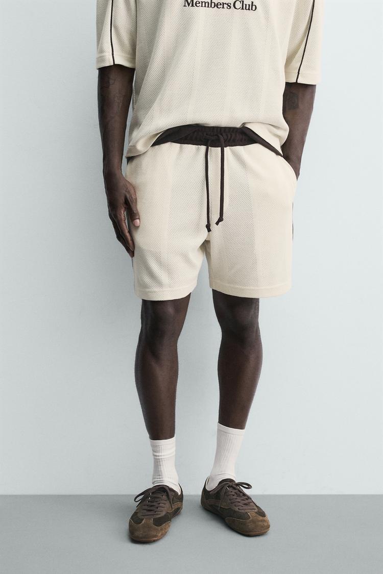 ZARA CONTRAST RETRO FOOTBALL BERMUDA SHORTS