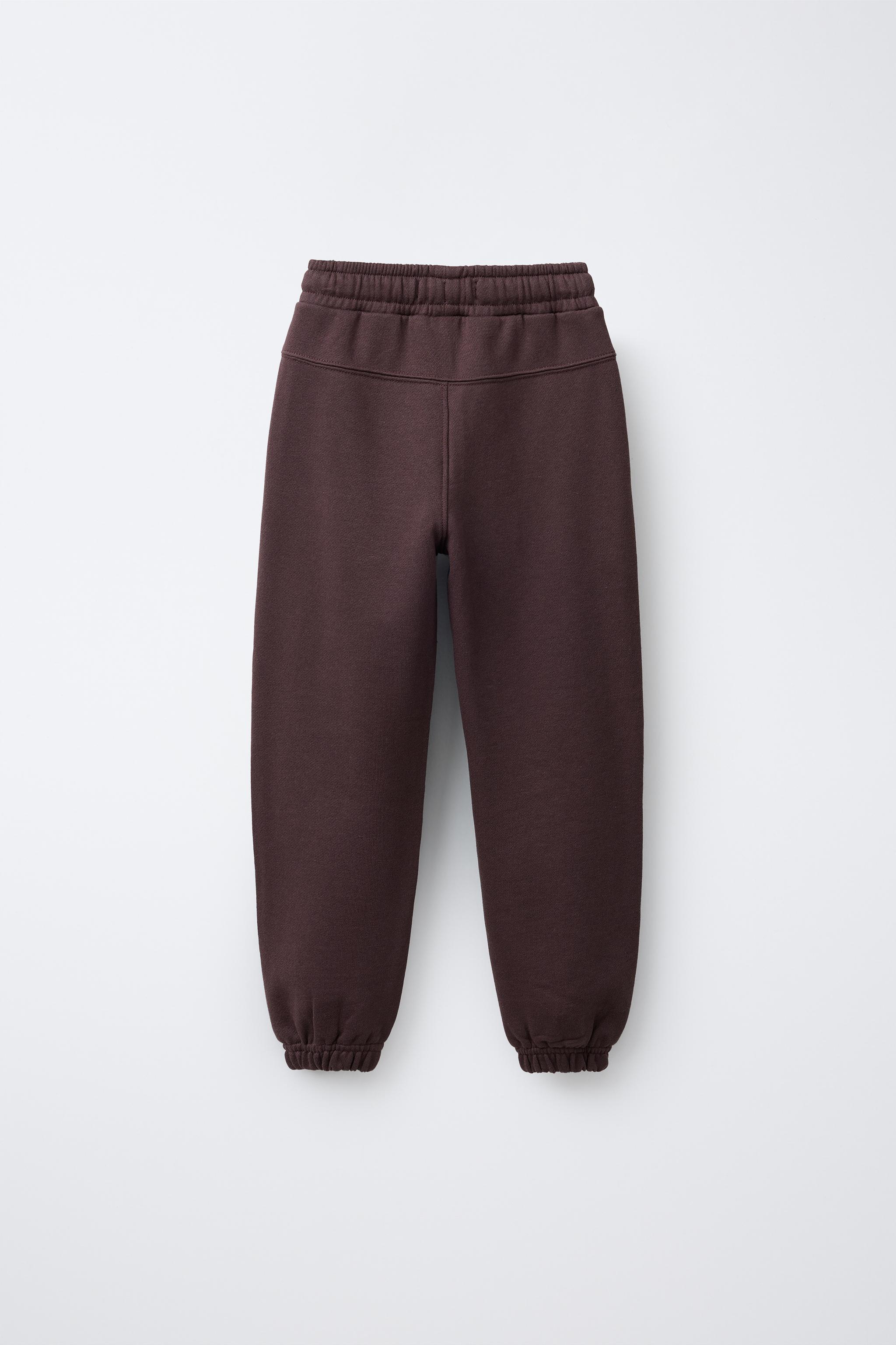 ZIP-UP SWEATSHIRT AND JOGGER PANTS WITH LABELS SET