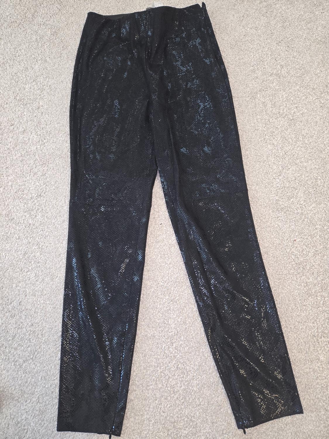 FAUX SNAKESKIN LEGGINGS