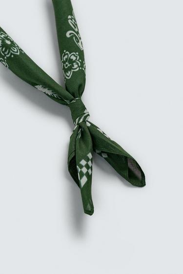 BANDANA À IMPRIMÉ GÉOMÉTRIQUE GRAPHIQUE - Vert de Zara - Image 4
